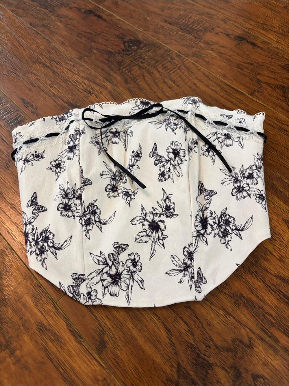 Beverly and Beck Cropped Floral Bow Lace Edge Corset top XS LIKE NEW